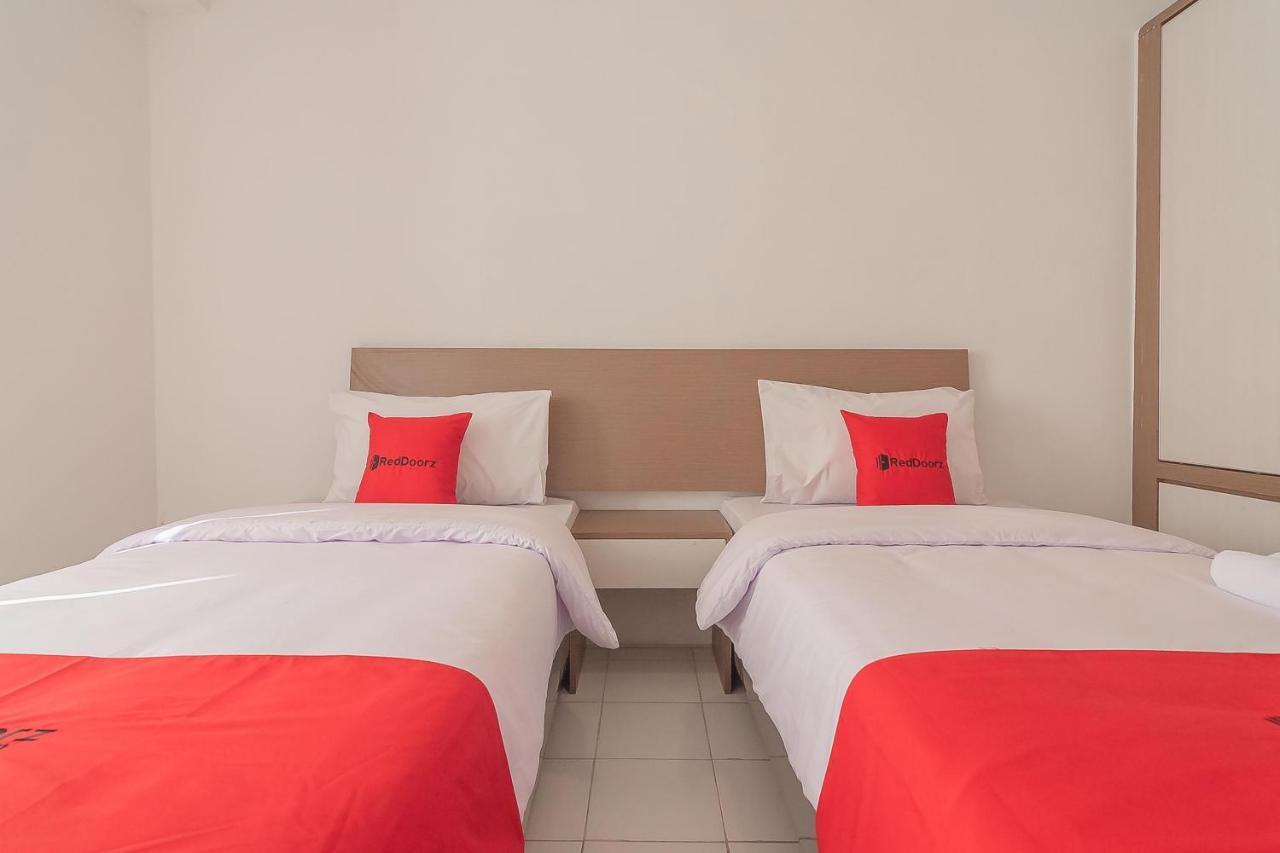 Reddoorz Apartment @ Emerald Towers Bandung Exterior photo